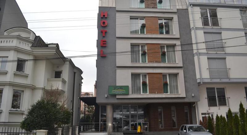Hotel Dolce International Skopje Exteriör bild